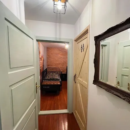 Bohem Centrum 체스키크룸로프